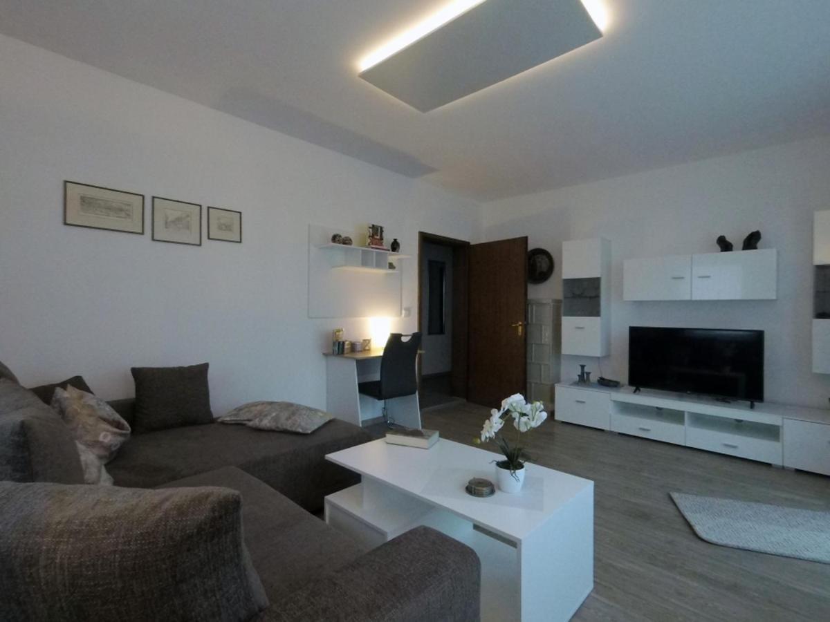 Ferienwohnung "Auszeit" Hofheim in Unterfranken Exterior foto